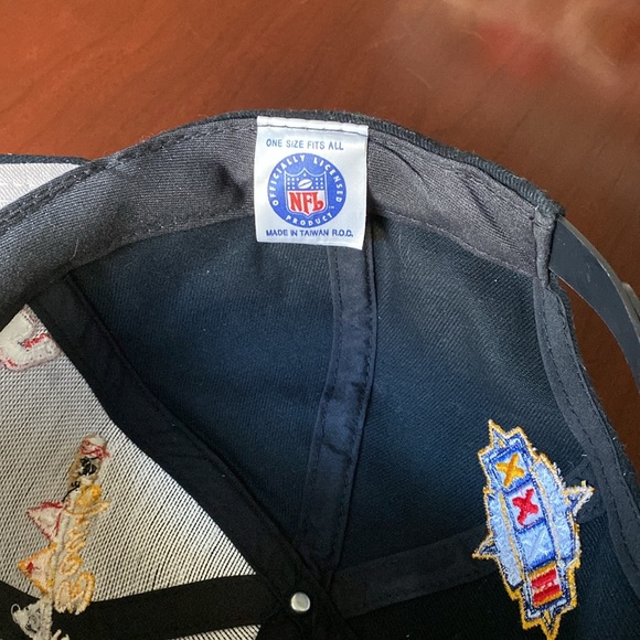 Denver Broncos Super Bowl XXXII Cap - Picture 3 of 8